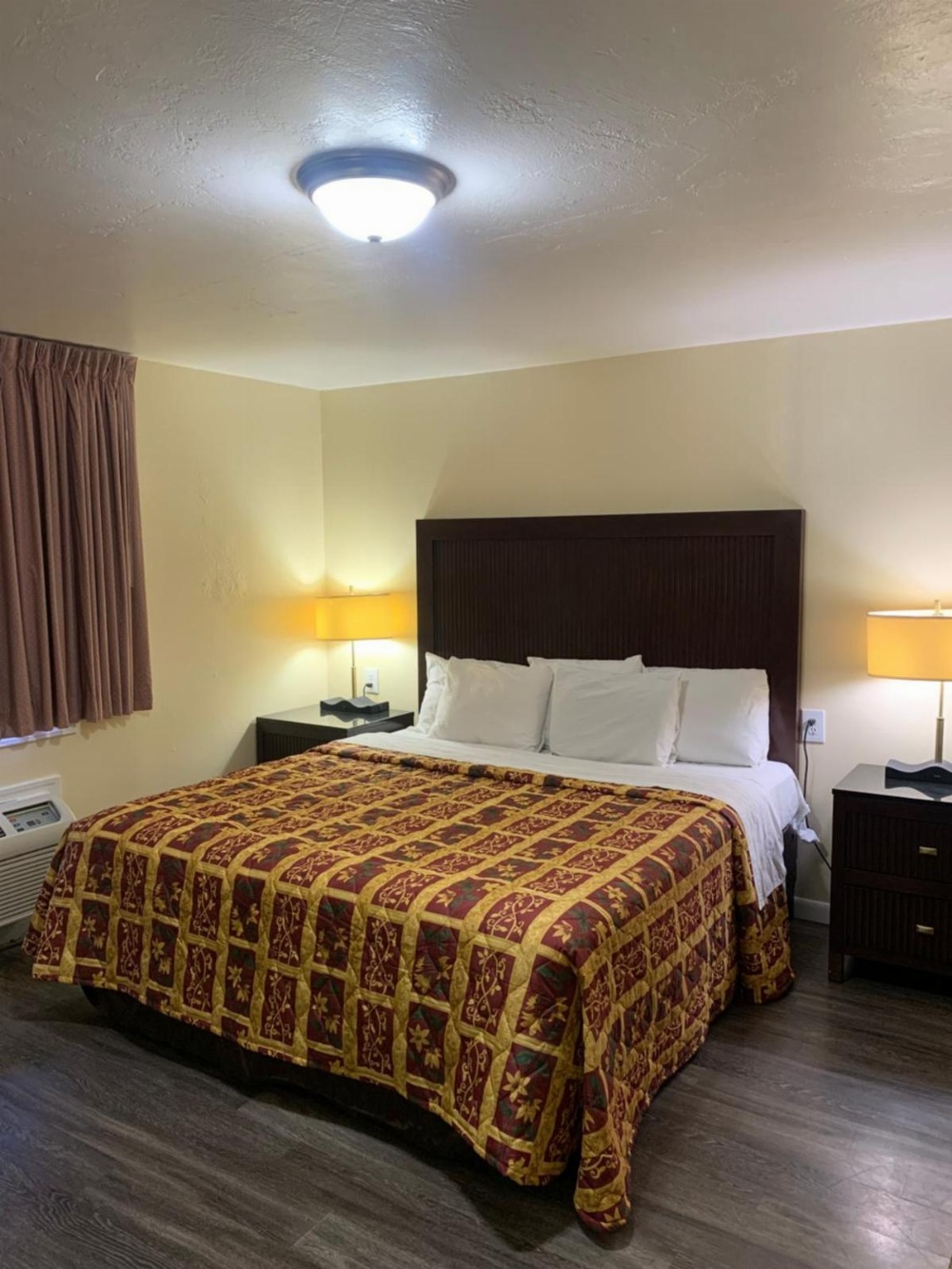 Relax Inn of Medford Main image